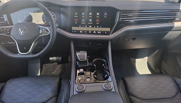 Volkswagen Touareg 3.0d 4WD Внедорожник Elegance (286 л.с.) фото 9