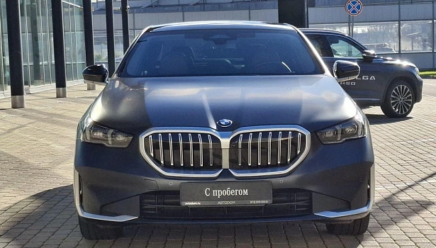 BMW 5 серии 2.0 4WD Седан M Sport (258 л.с.) фото 5