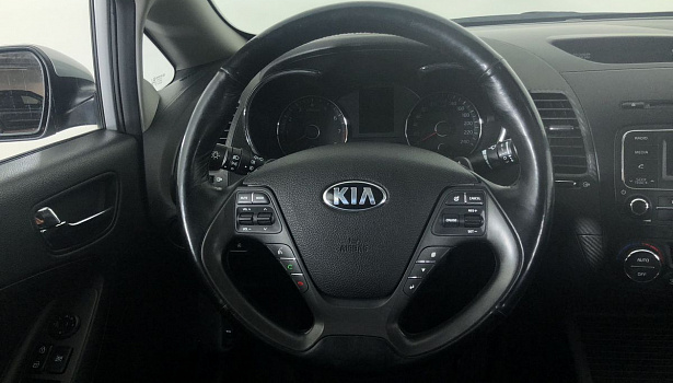 Kia Cerato 2.0 4WD Седан Prestige (150 л.с.) фото 15