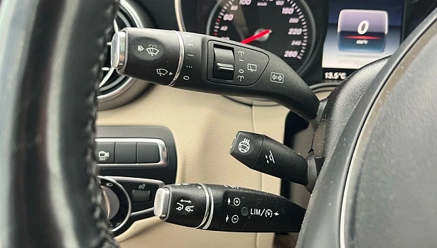 Mercedes-Benz GLC 250 d 4MATIC Внедорожник Особая серия (204 л.с.) фото 15