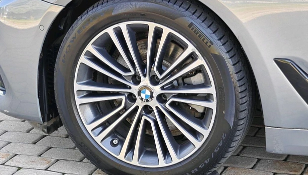 BMW 5 серии 520 d 4WD Седан Sport Line (190 л.с.) фото 17