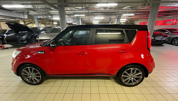 Kia Soul 1.6 4WD Хэтчбек GT (204 л.с.) фото 3