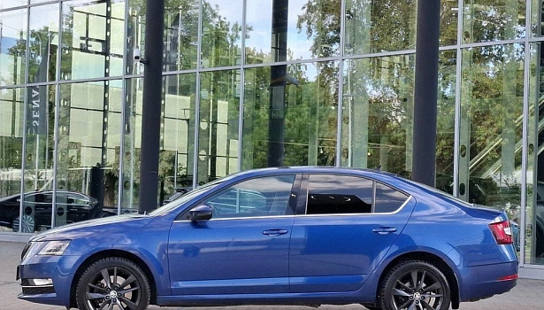 Skoda Octavia 1.8 4WD Лифтбек Style (180 л.с.) фото 3
