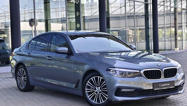 BMW 5 серии 520 d 4WD Седан Sport Line (190 л.с.) фото 2
