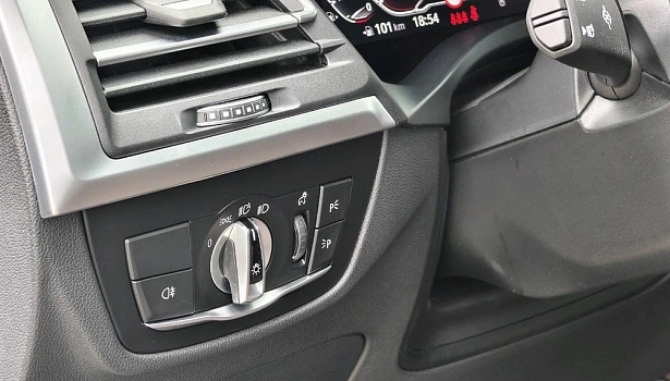 BMW X4 2.0 4WD Внедорожник (184 л.с.) фото 22