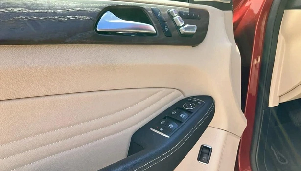 Mercedes-Benz GLE 350 d 4MATIC Внедорожник Limited Edition (249 л.с.) фото 9