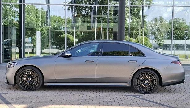 Mercedes-Benz S 400 d 4MATIC Седан (330 л.с.) фото 3
