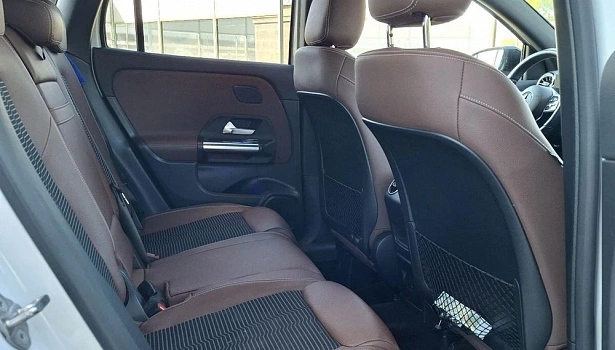 Mercedes-Benz GLA 200 Внедорожник Progressive (150 л.с.) фото 14