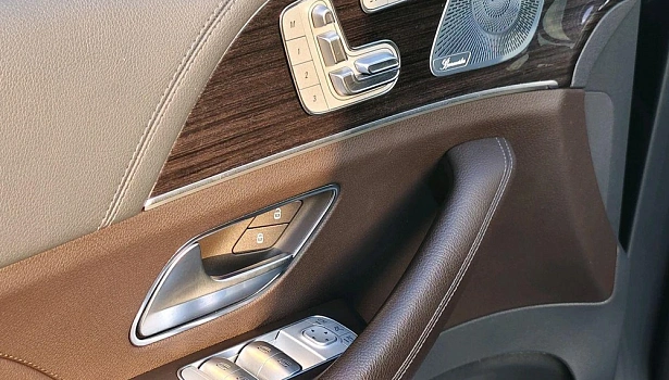 Mercedes-Benz GLS 400 d 4MATIC Внедорожник Luxury (330 л.с.) фото 28