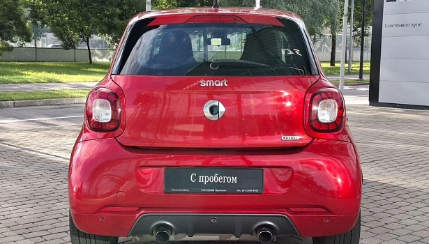 Smart Forfour 0.9 4WD Хэтчбек Brabus (109 л.с.) фото 8
