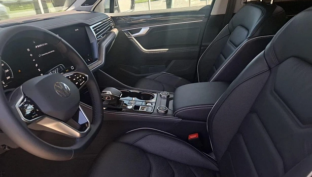 Volkswagen Touareg 3.0d 4WD Внедорожник Elegance (286 л.с.) фото 10