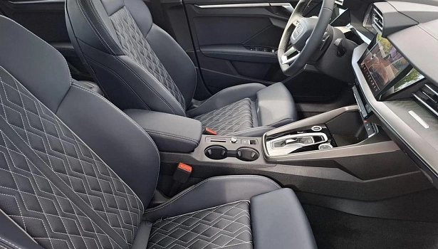 Audi A3 1.5 4WD Хэтчбек (160 л.с.) фото 11