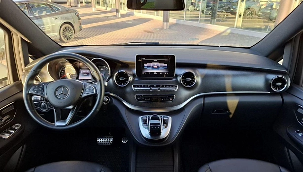 Mercedes-Benz V 250 d 4MATIC AT Минивэн Avantgarde Long (190 л.с.) фото 9