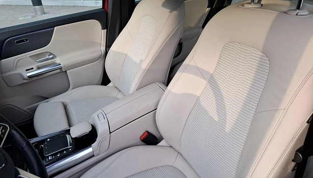 Mercedes-Benz GLA 200 Внедорожник Progressive (150 л.с.) фото 19