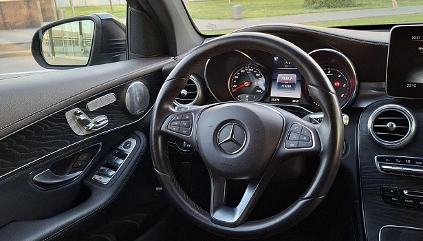 Mercedes-Benz GLC 250 d 4MATIC Внедорожник Sport (204 л.с.) фото 16