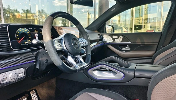 Mercedes-Benz AMG GLE 63 4MATIC Внедорожник (612 л.с.) фото 10