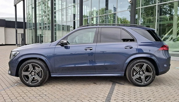 Mercedes-Benz GLE 300 d 4MATIC Внедорожник (269 л.с.) фото 3