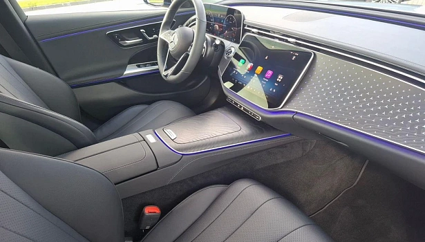 Mercedes-Benz E 2.0d 4MATIC Седан (197 л.с.) фото 12