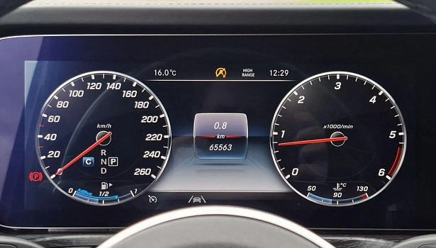 Mercedes-Benz G 400 d 4MATIC Внедорожник (330 л.с.) фото 17