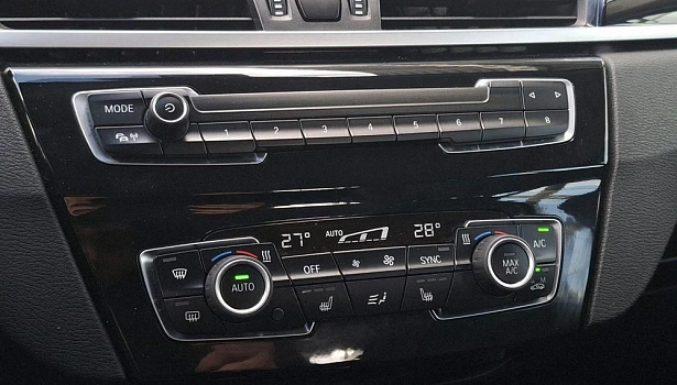 BMW X1 2.0d 4WD Внедорожник Advantage Plus (150 л.с.) фото 18