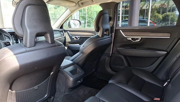 Volvo V90 Cross Country 2.0 4WD Универсал Plus (249 л.с.) фото 13