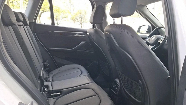 BMW X1 2.0d 4WD Внедорожник Advantage Plus (150 л.с.) фото 13
