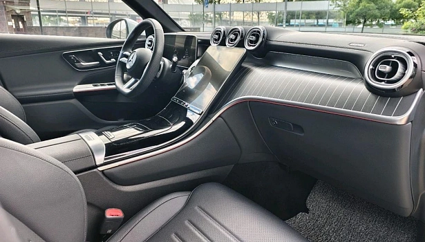 Mercedes-Benz GLC 2.0 4MATIC Внедорожник (258 л.с.) фото 10