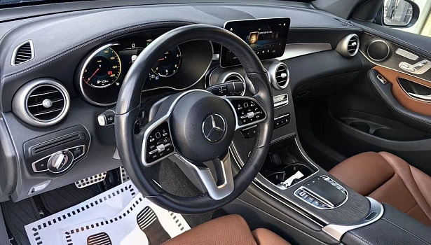 Mercedes-Benz GLC 300 d 4MATIC Внедорожник Sport (245 л.с.) фото 31