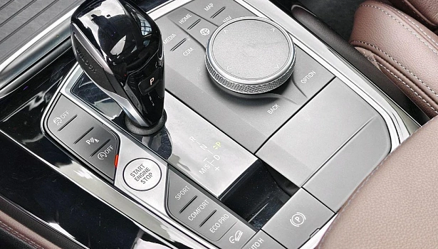 BMW X4 2.0 4WD Внедорожник (184 л.с.) фото 20