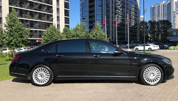 Mercedes-Benz Maybach S 560 4MATIC Седан (469 л.с.) фото 7