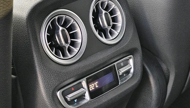 Mercedes-Benz AMG G 63 4MATIC Внедорожник (585 л.с.) фото 24