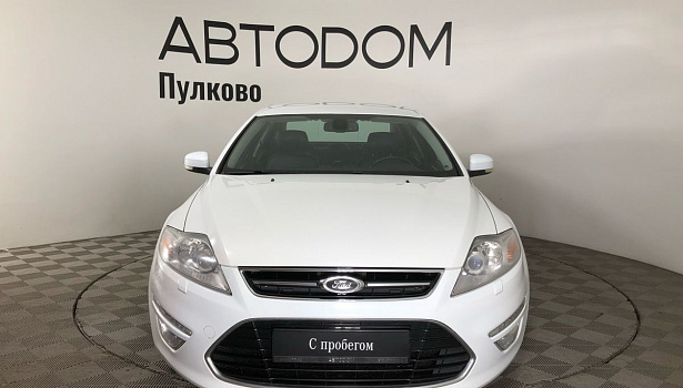 Ford Mondeo 2.0 4WD Седан Ghia (145 л.с.) фото 8