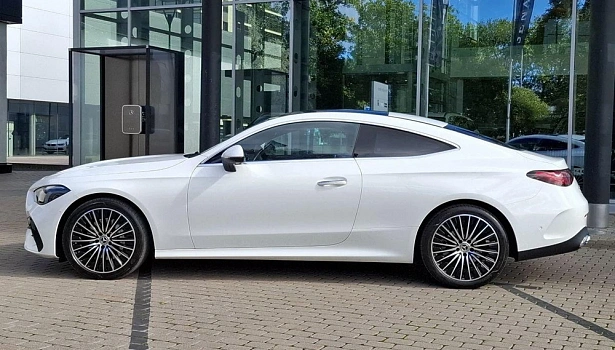 Mercedes-Benz AMG CLE 2.0 Купе (204 л.с.) фото 3