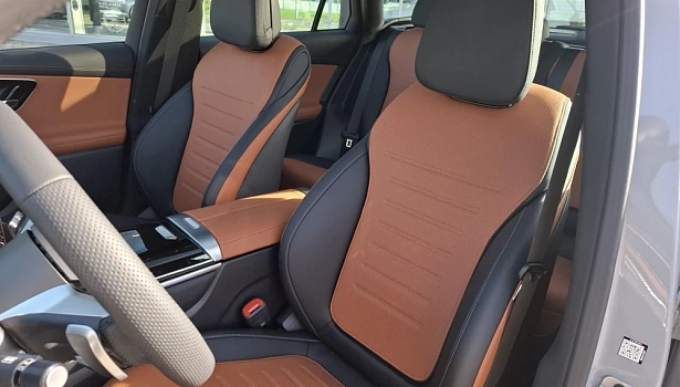 Mercedes-Benz GLC 2.0 4MATIC Внедорожник (258 л.с.) фото 19