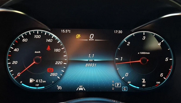 Mercedes-Benz GLC 300 d 4MATIC Внедорожник Sport (245 л.с.) фото 22