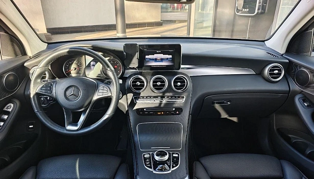 Mercedes-Benz GLC 250 4MATIC Внедорожник Особая серия (211 л.с.) фото 9