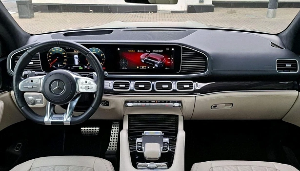 Mercedes-Benz AMG GLS 63 4MATIC Внедорожник (612 л.с.) фото 9