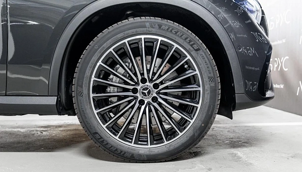 Mercedes-Benz GLC 2.0 4MATIC Внедорожник (258 л.с.) фото 20