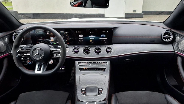 Mercedes-Benz AMG E 53 4MATIC Купе Особая Серия (435 л.с.) фото 9