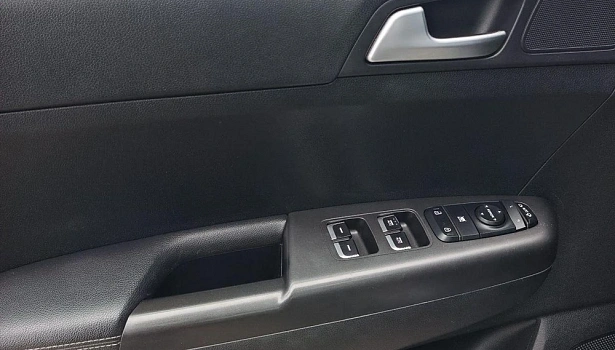 Kia Sportage 2.0 4WD Внедорожник Prestige (2018-2019) (150 л.с.) фото 20