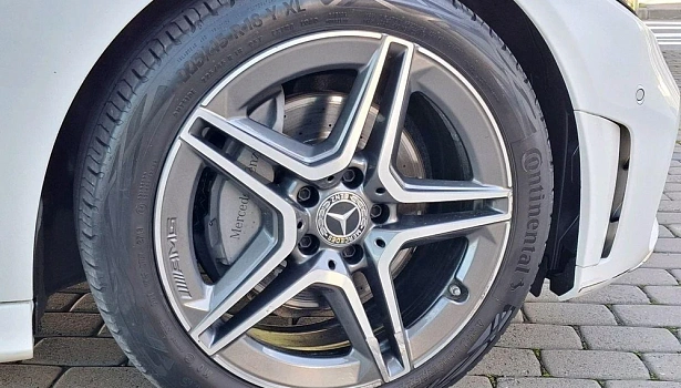 Mercedes-Benz C 180 Купе Sport (150 л.с.) фото 15