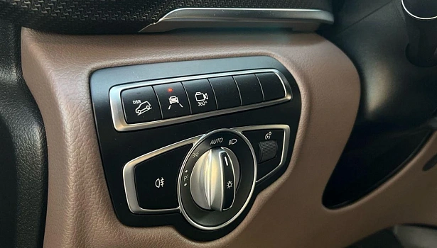 Mercedes-Benz V 2.0 CDI 4MATIC Минивэн (237 л.с.) фото 11
