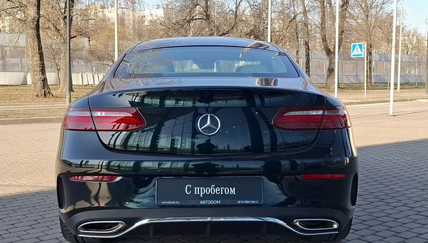 Mercedes-Benz E 450 4MATIC Купе Sport (367 л.с.) фото 8