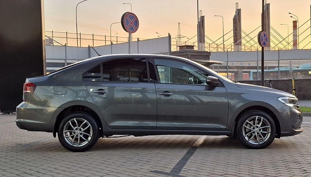 Volkswagen Polo 1.6 4WD Лифтбек Football Edition (110 л.с.) фото 6