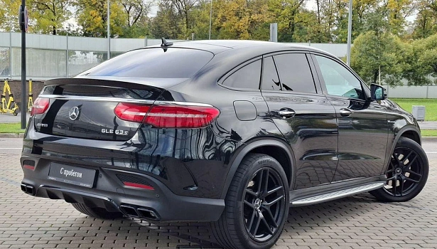 Mercedes-Benz AMG GLE 63 4MATIC Внедорожник Особая серия (585 л.с.) фото 6
