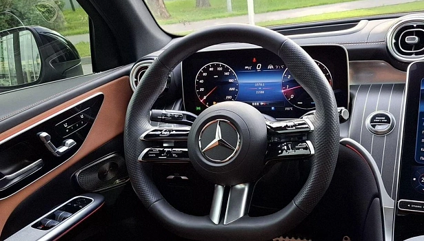 Mercedes-Benz GLC 2.0 4MATIC Внедорожник (258 л.с.) фото 28
