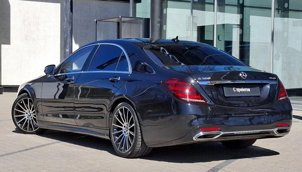 Mercedes-Benz S 560 4MATIC Седан (469 л.с.) фото 4