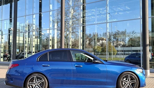 Mercedes-Benz C 200 4MATIC Седан Sport (197 л.с.) фото 7
