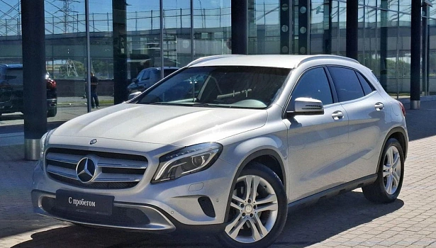 Mercedes-Benz GLA 250 4MATIC Внедорожник Особая серия (211 л.с.) фото 1