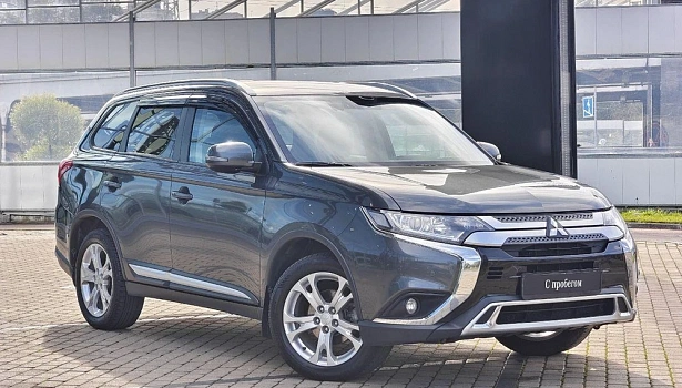 Mitsubishi Outlander 2.0 4WD Внедорожник Inform (146 л.с.) фото 2
